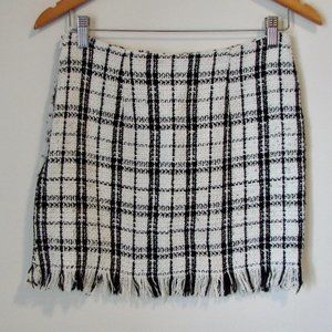 Tweed Plaid Mini Skirt Black and White Frayed Fringe Hem Size Small